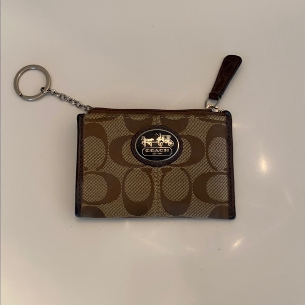 Coach clan wallet